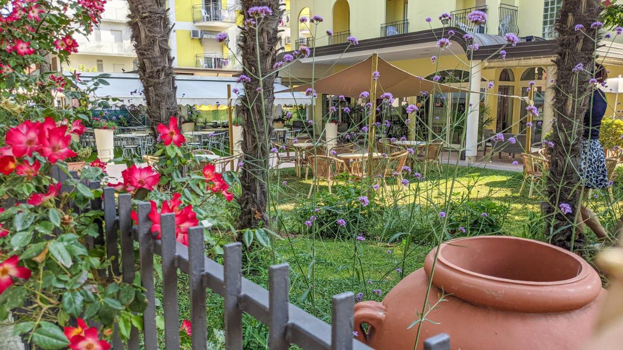 Hotel Explorer Червія Екстер'єр фото